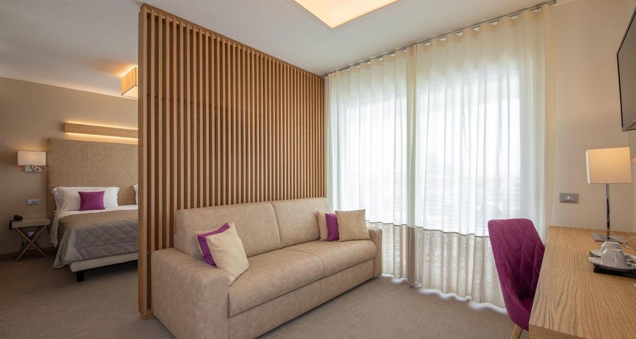 Hotel Le Soleil Lido di Jesolo Luaran gambar